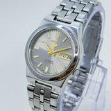Seiko 5 - 7S26-01R0 Automatic Men's Watch Day Date Stainless Steel Japan Made