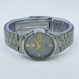 Vintage Seiko 5 Automatic 17J Men's Wristwatch Japan Made