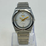 Rare Vintage Seiko 5 - Automatic Men's Watch 23 Jewels Japan Made.