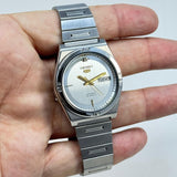 Rare Vintage Seiko 5 - Automatic Men's Watch 23 Jewels Japan Made.