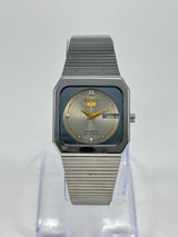 Vintage Seiko 5 - Automatic Women's Watch Square Case Grey Dial Japan