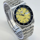 Seiko 5 - Automatic Men's Watch Lime Green Dial 36mm Japan Made.